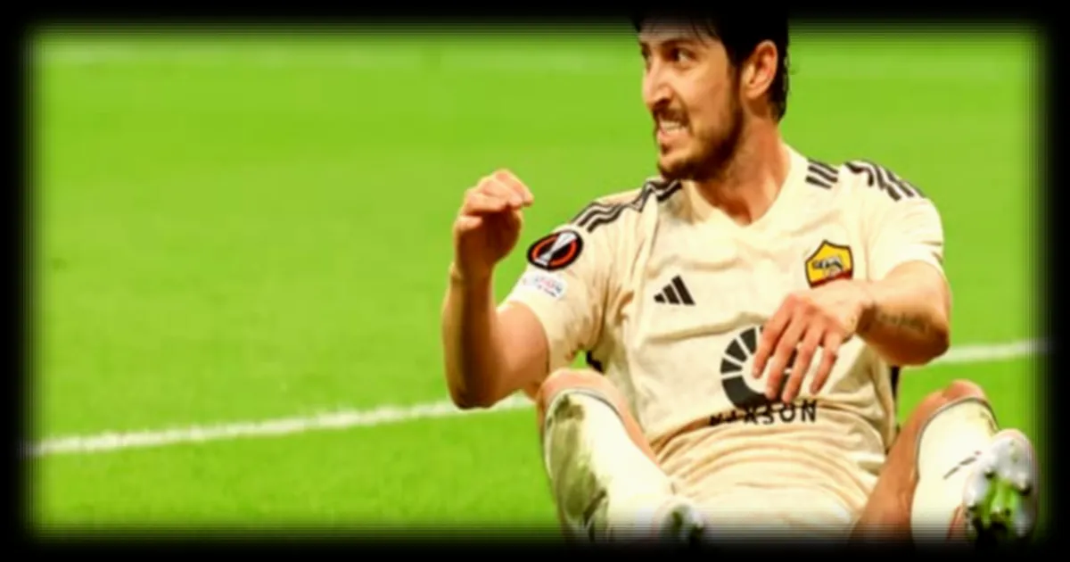 Sardar Azmoun, meilleur buteur en activité de l'Iran, écarté pour 'déloyauté' envers le gouvernement