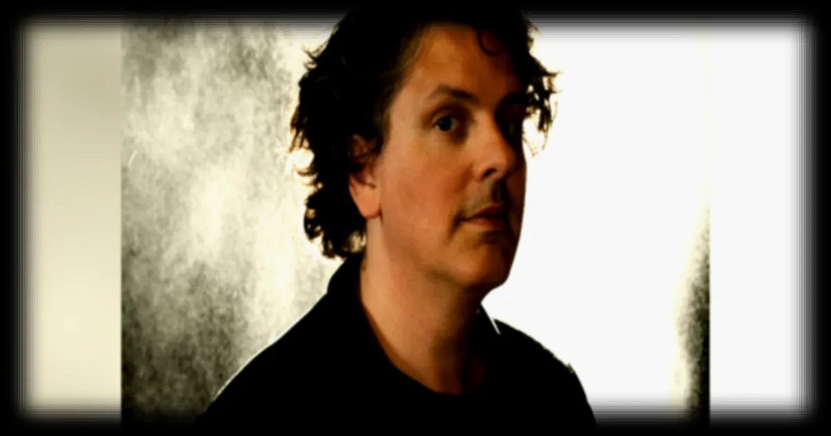 Saule: Nouvel album 'La Source' du chanteur belge en quête d'authenticité