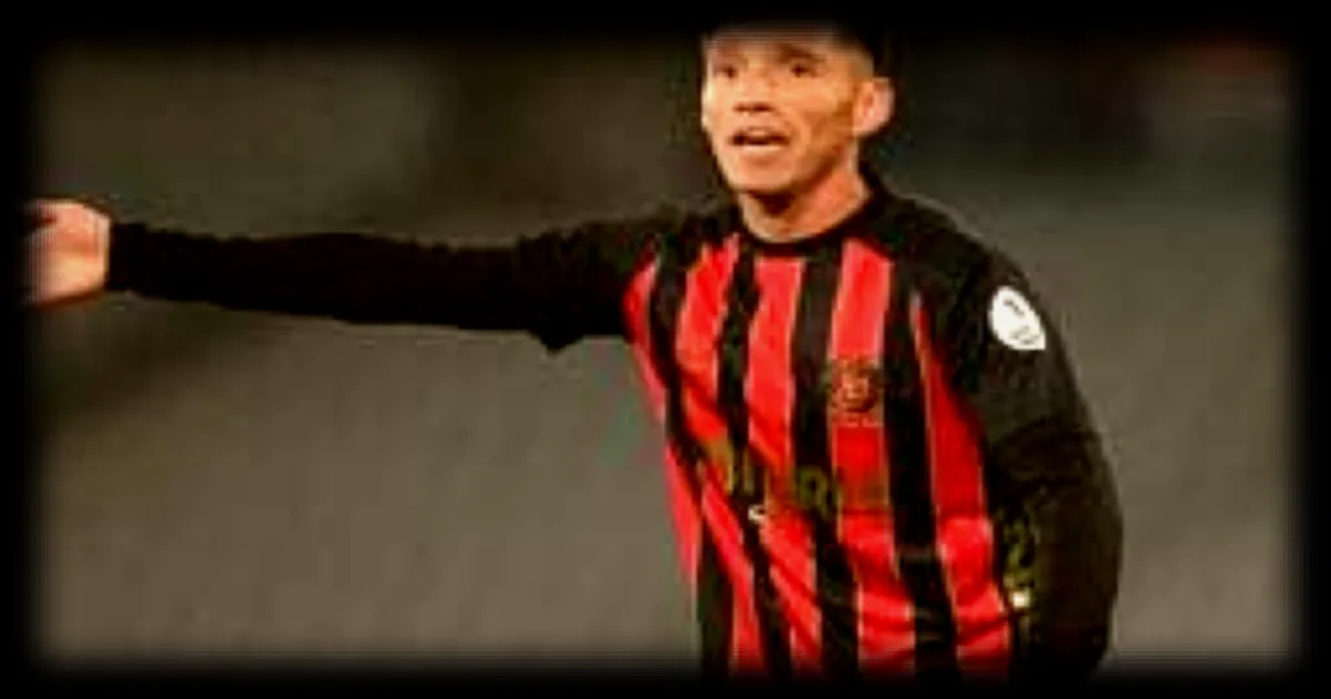 Scène insolite en Turquie : un joueur refuse de sortir, son entraîneur contraint de s'excuser auprès de son remplaçant