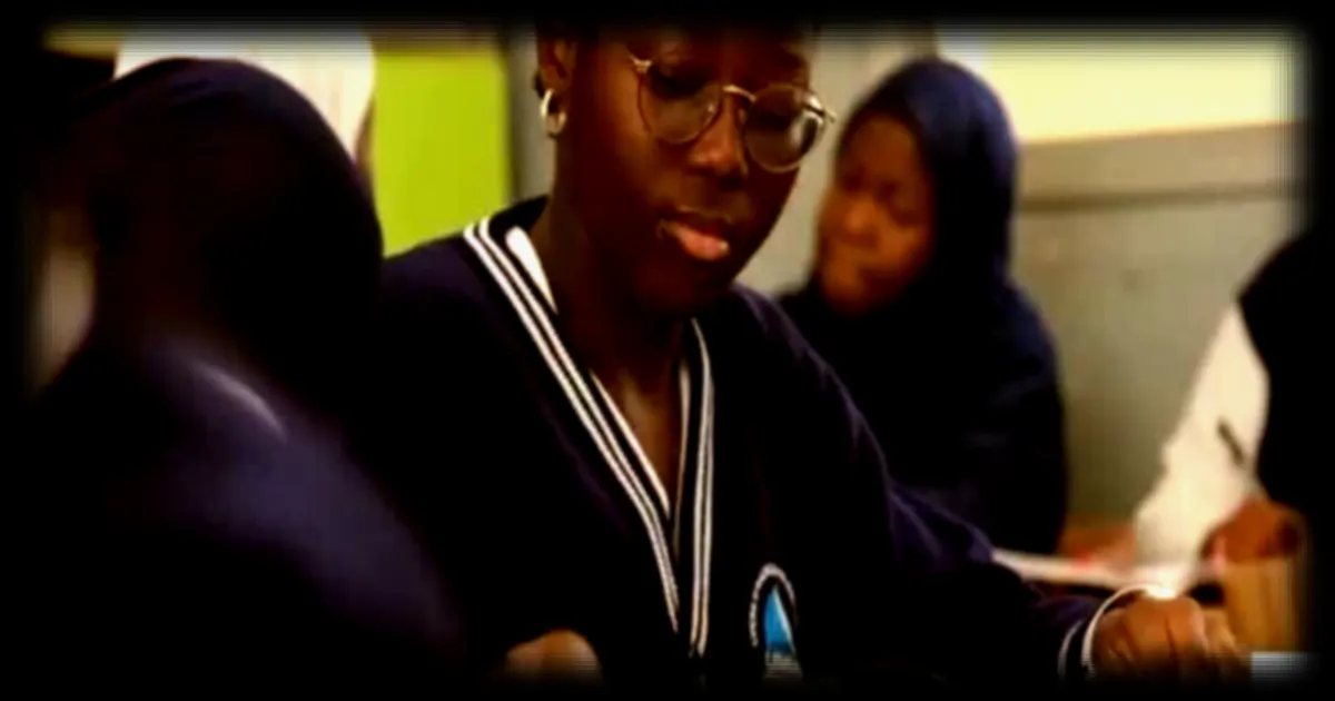 Sénégal : l’île de Gorée abrite un lycée d’excellence réservé aux jeunes filles
