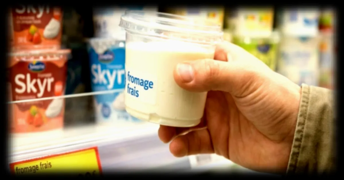 Skyr aux fruits rouges de Yoplait : un nutritionniste met en garde contre sa composition ultra-transformée