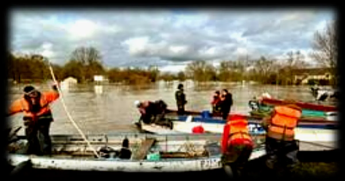 Solidarité et résilience aux Lombardières, devenues une île de Loire suite à la crue