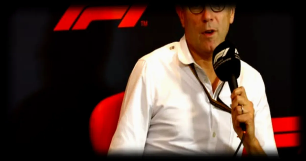 Stefano Domenicali de la F1 répond à Max Verstappen sur les nouvelles règles de moteurs: 'Respectez un sport qui nous a donné à tous beaucoup d'argent'