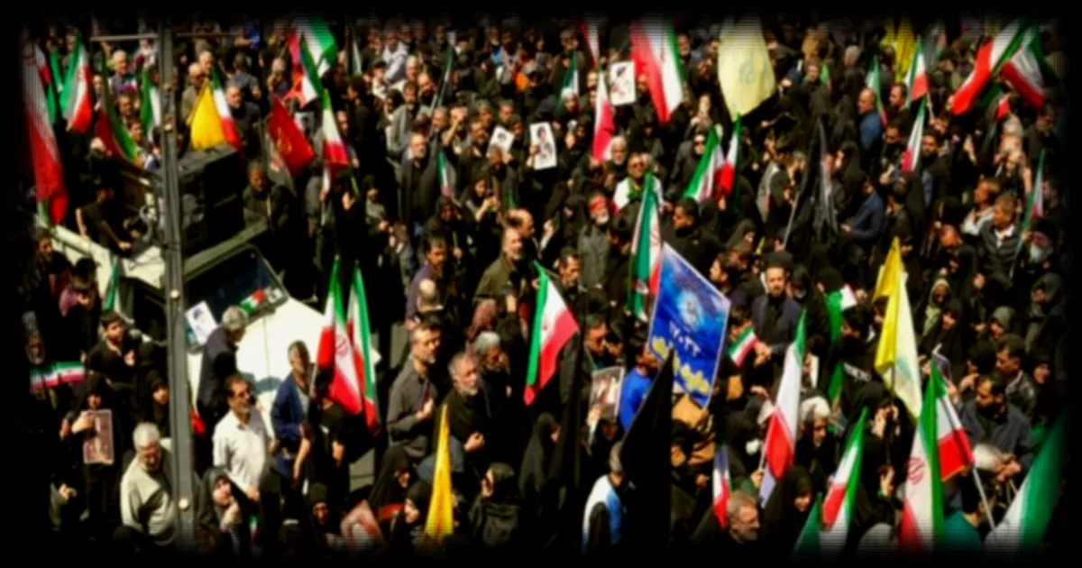 Téhéran : Rassemblement massif en hommage à Ali Khamenei