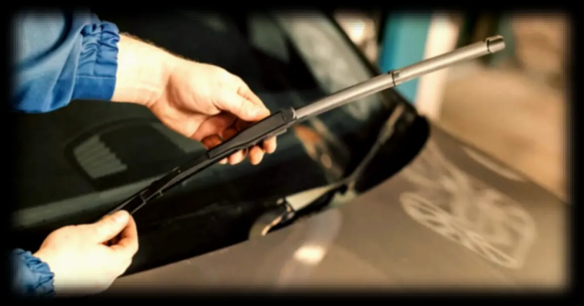 Tesla teste une nouvelle fonctionnalité pour améliorer les essuie-glaces : quels sont les détails ?