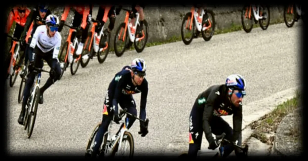 Tirreno-Adriatico: Course haletante entre Pellizzari et Del Toro lors de la 5e étape