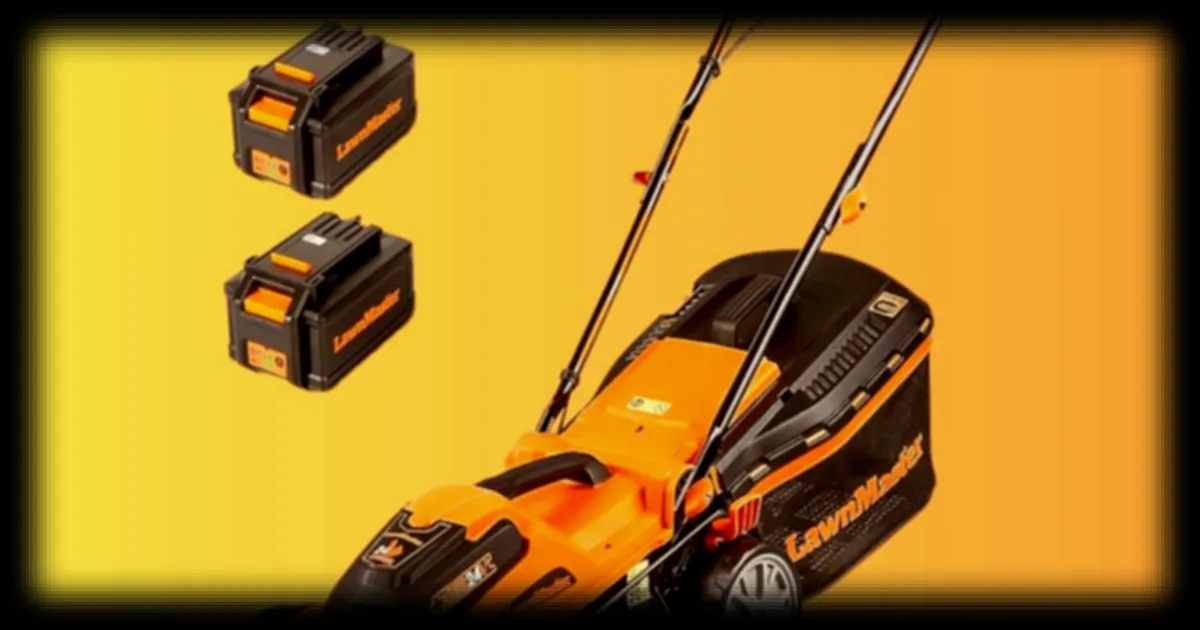 Tondeuse à gazon LawnMaster CLMF2434G en promo à -33 % chez Amazon : que vaut ce modèle ?