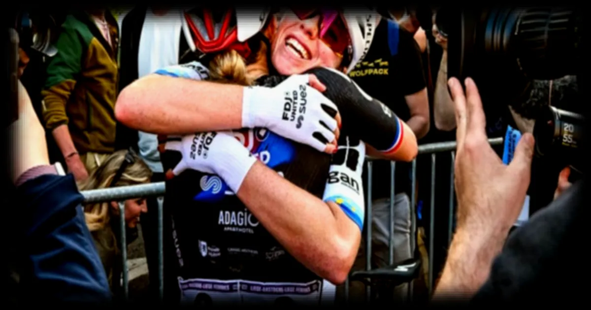 Tour de France Femmes 2026 : Demi Vollering, leader charismatique d’une armada française unie pour la victoire finale