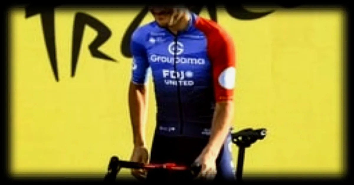 Tour de France : Première chute pour Guillaume Martin-Guyonnet et Clément Berthet lors du chrono par équipes