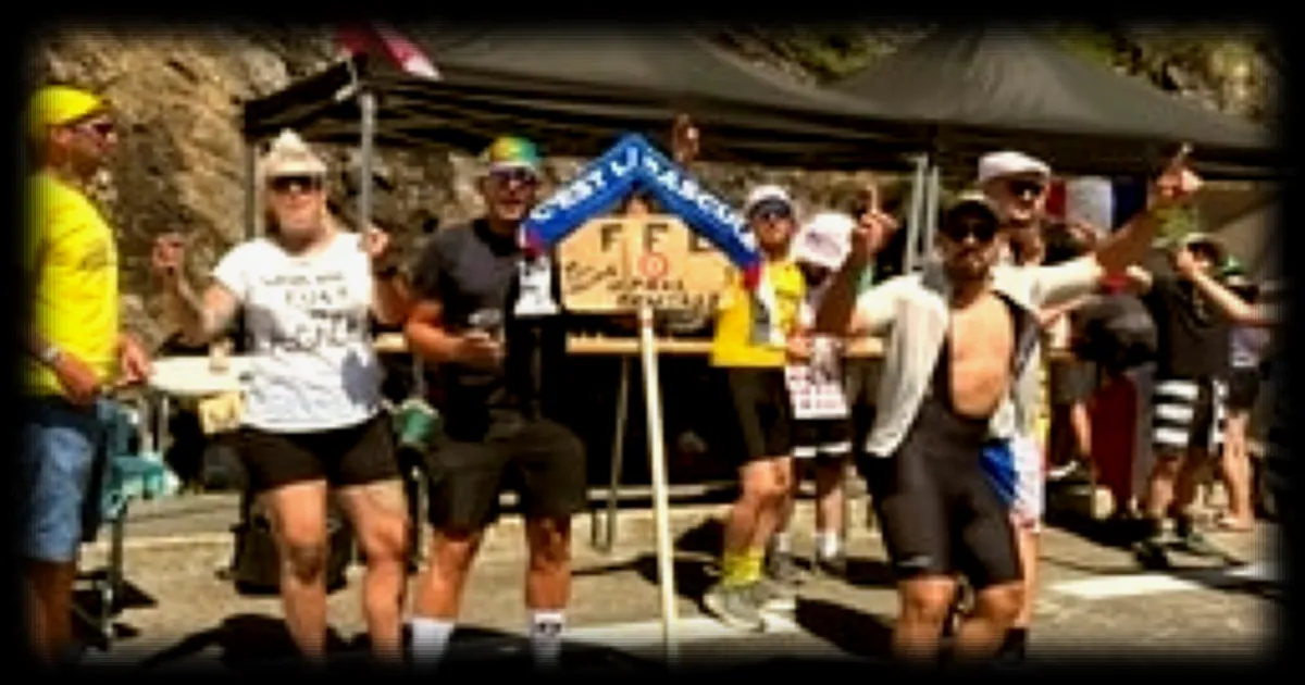 Tour de France : une arrivée folle à l'Alpe d'Huez sous le signe des vélos et de l'enthousiasme