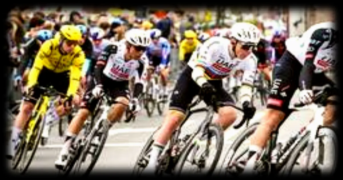 Tour des Flandres : l'UCI menace de disqualifications après le franchissement d'un passage à niveau