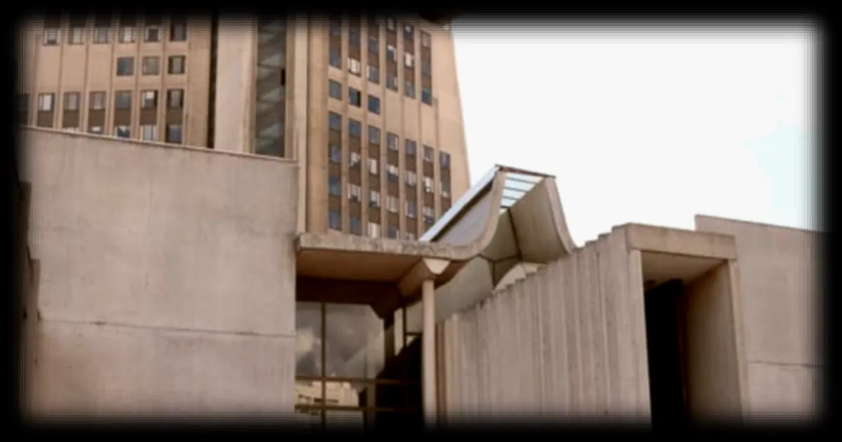 Triple infanticide d'Alfortville : un père jugé pour le meurtre de ses trois filles après une séparation non acceptée