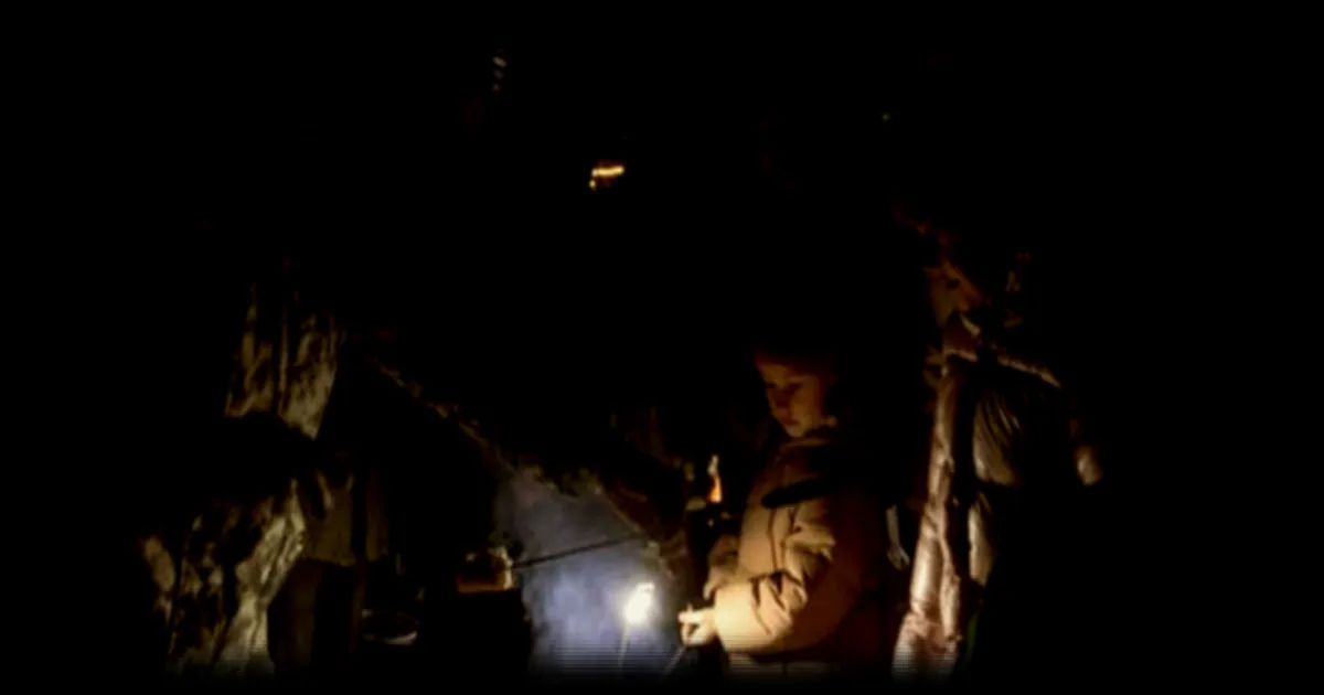 Ukraine: Face à un hiver glacial et aux frappes russes, la population lutte pour sa survie