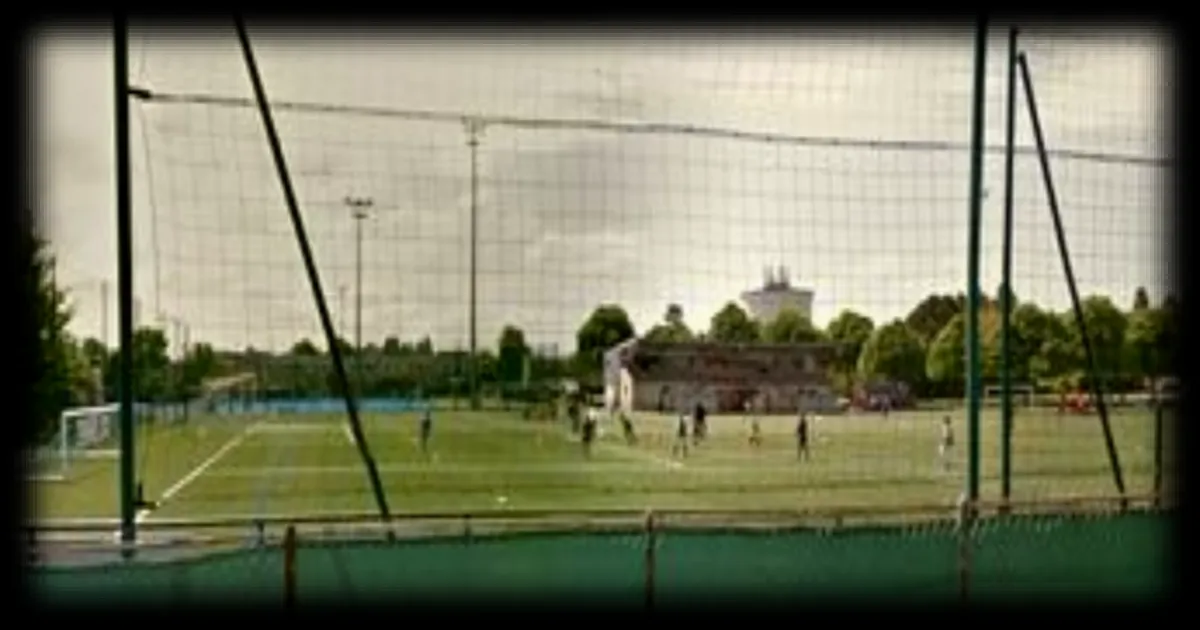 Un ancien entraîneur de football de Caen mis en examen pour viols sur plusieurs joueuses