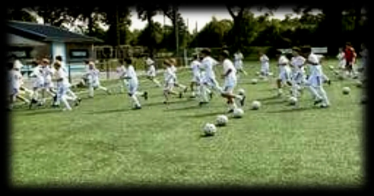 Un club normand de niveau amateur accueille un stage encadré par des entraîneurs du Real Madrid en août 2026