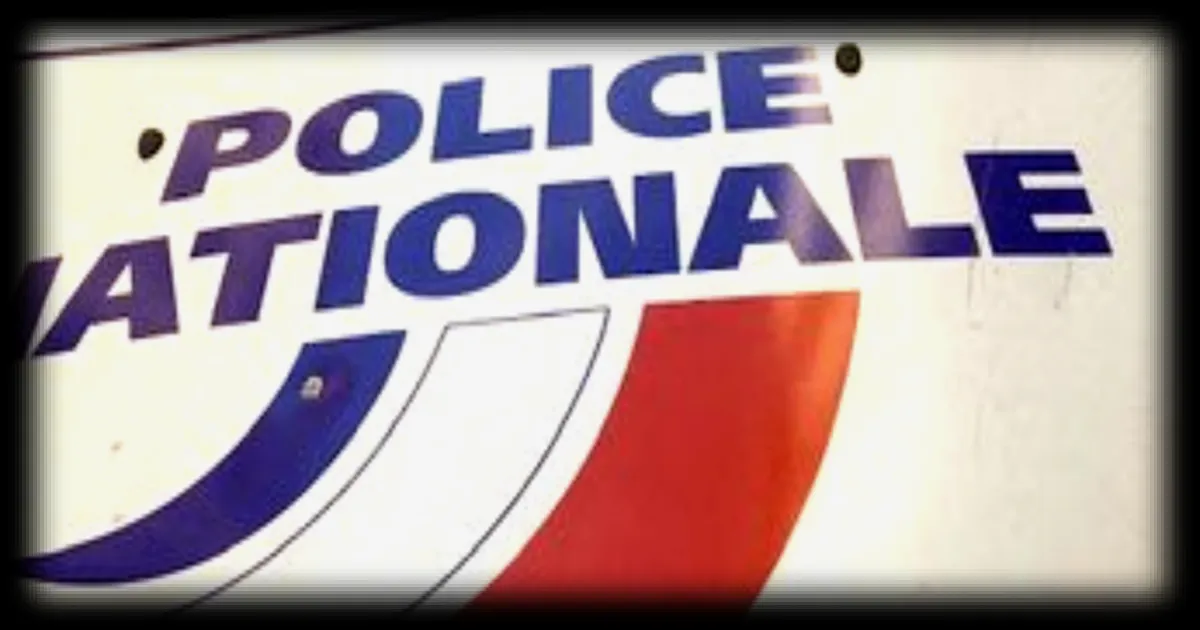 Un homme gravement blessé à Marseille après une collision avec une voiture de police municipale prend la fuite de l'hôpital