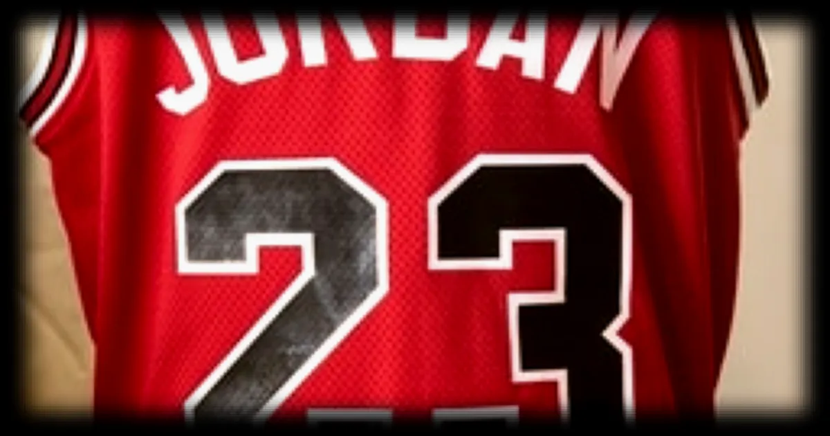 Un maillot de Michael Jordan bat des records aux enchères