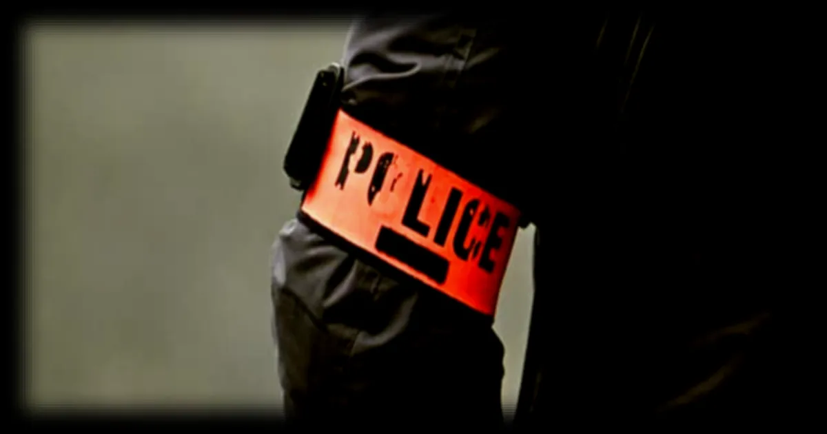 Un policier blesse grièvement sa compagne par balle à Paris : il évoque un accident