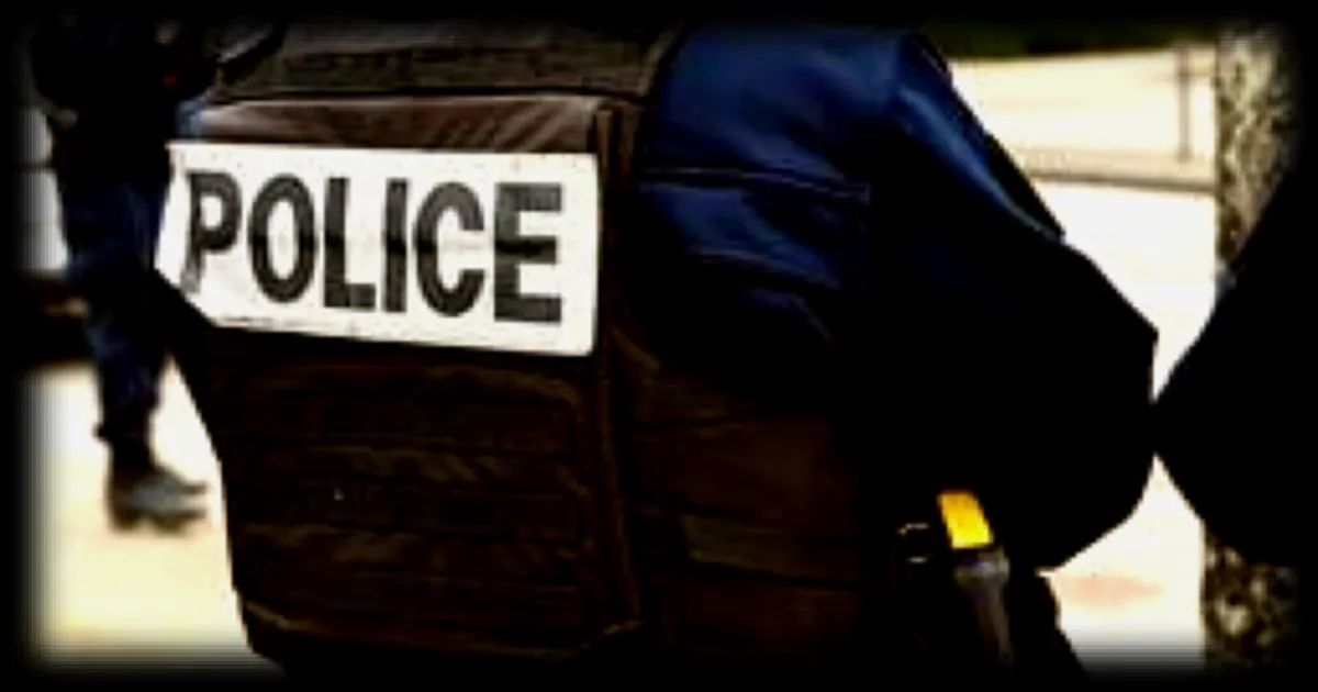Un policier grièvement blessé après avoir été traîné par un véhicule à Rosny-sous-Bois : le conducteur toujours en fuite