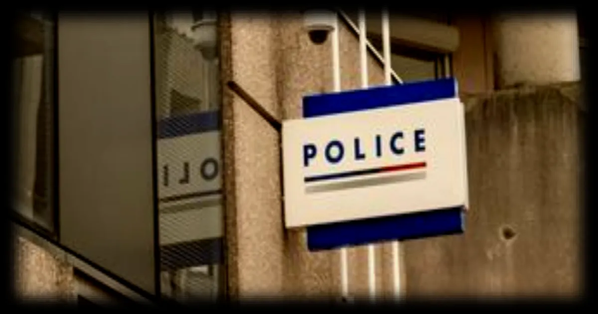 Un réalisateur de séries télévisées placé en garde à vue pour meurtre par conjoint à Paris