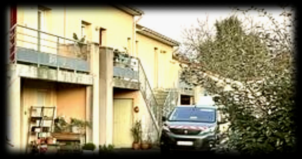 Un septuagénaire retrouvé mort en Loire-Atlantique : deux suspects présentés à un juge pour meurtre en état d’ivresse et non-assistance