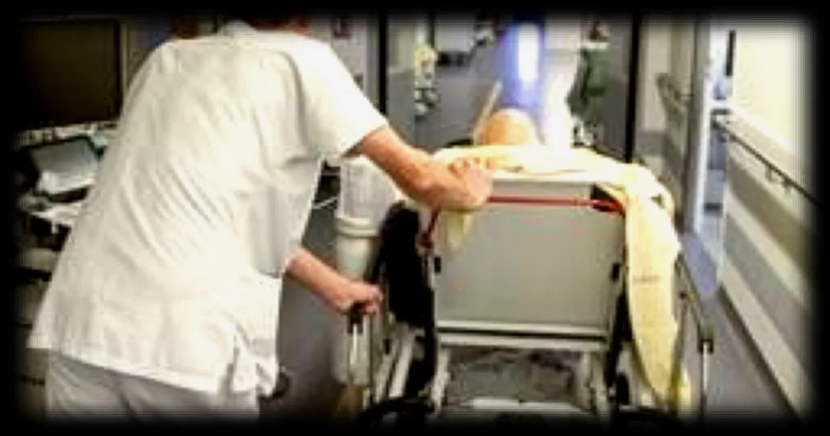 Un tiers des infirmiers français envisagent de quitter leur poste selon une étude Odoxa