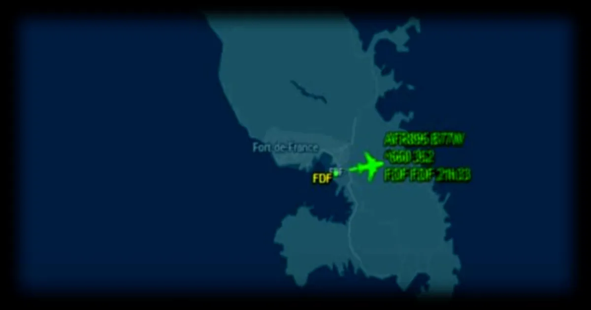 Un vol d'Air France en provenance de Martinique vers Paris fait demi-tour après des détonations et des flammes au niveau d'un réacteur