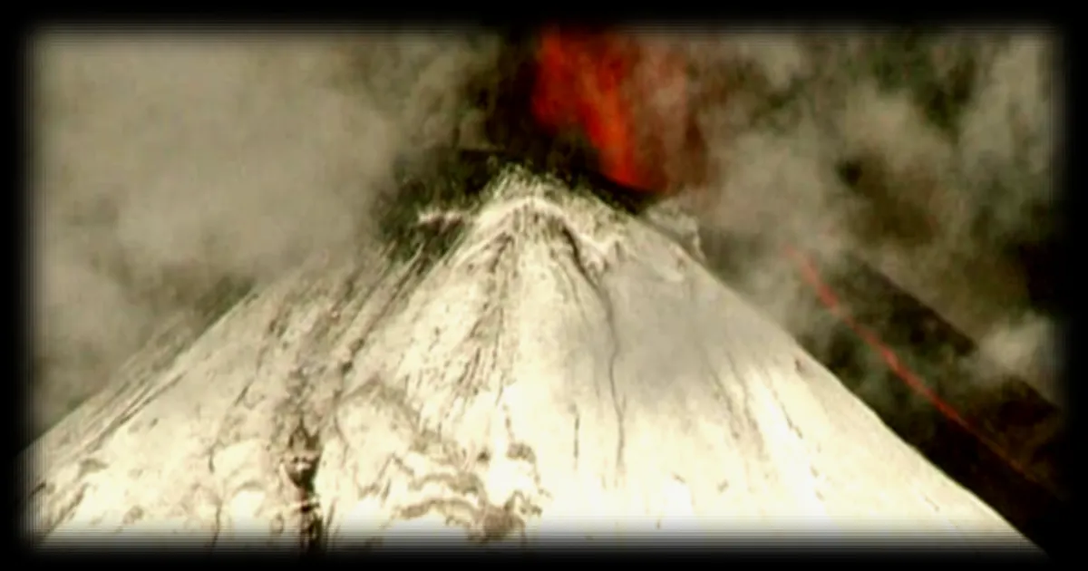 Une Chilienne de 42 ans meurt en faisant une chute de près de 600m alors qu'elle fêtait son anniversaire sur un volcan