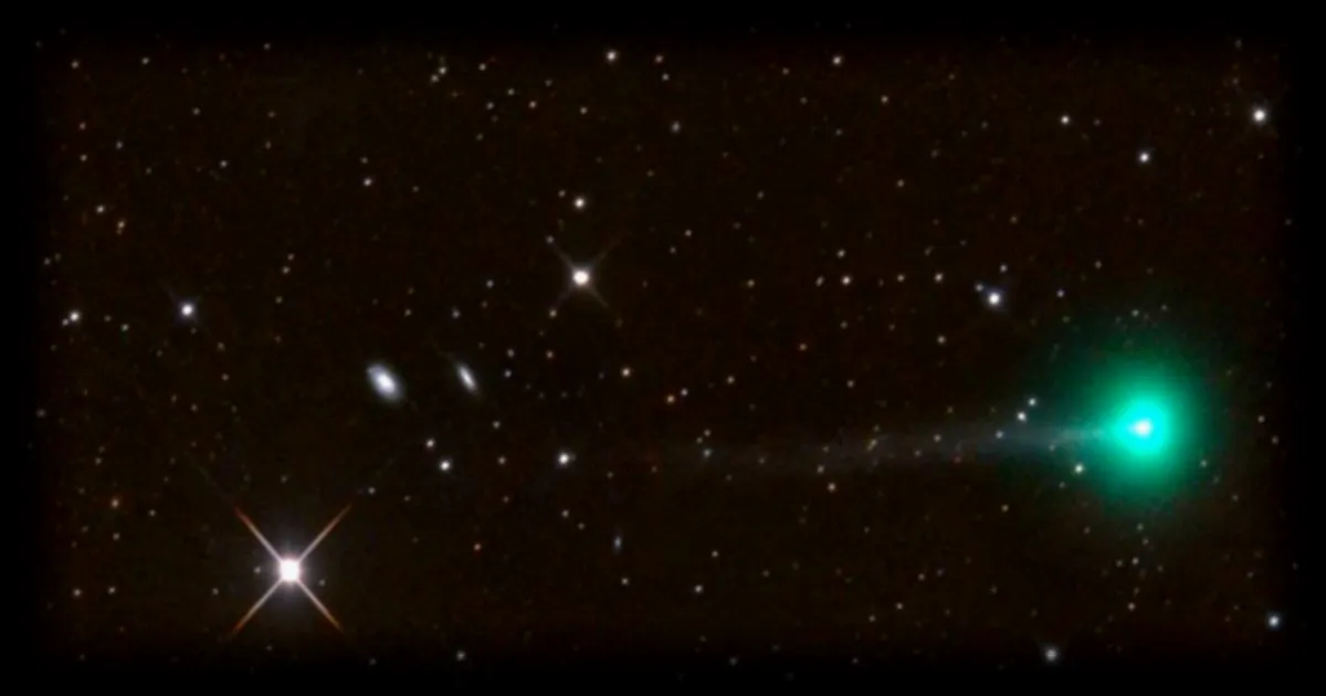 Une comète s'approche du Soleil : risque de se briser en morceaux selon des astronomes