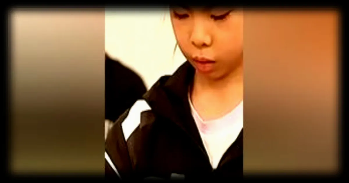 Une enfant de 6 ans bat le record mondial du Rubik's Cube