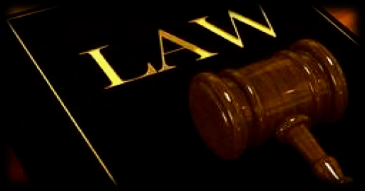 Une entreprise américaine condamnée à verser 22,5 millions de dollars à une salariée après le décès de son bébé suite à un refus de télétravail pendant sa grossesse à risque