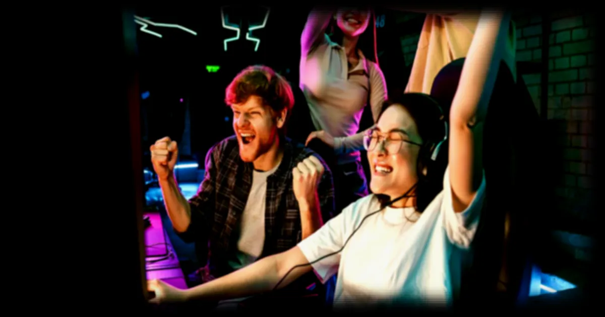 Une étude révèle que l'eau gazeuse est plus bénéfique que les boissons énergisantes pour les gamers