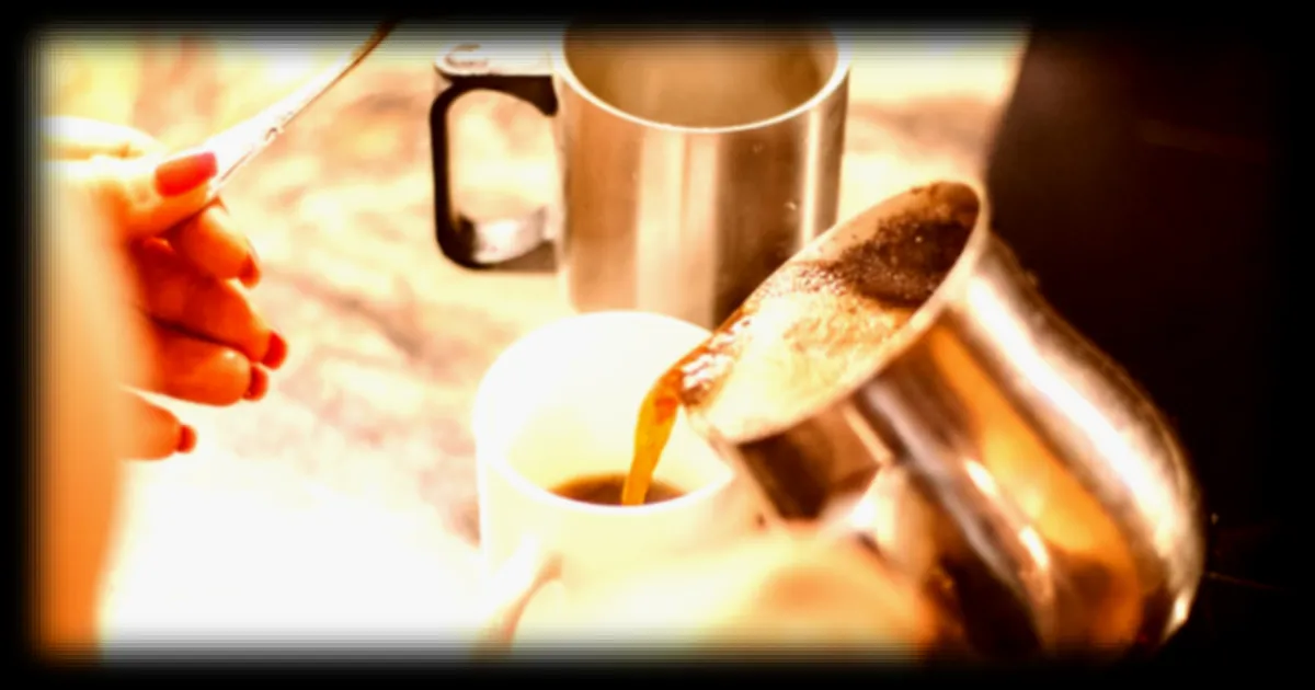 Une étude sur 43 ans révèle l'impact du café sur la santé cérébrale et le risque d'Alzheimer