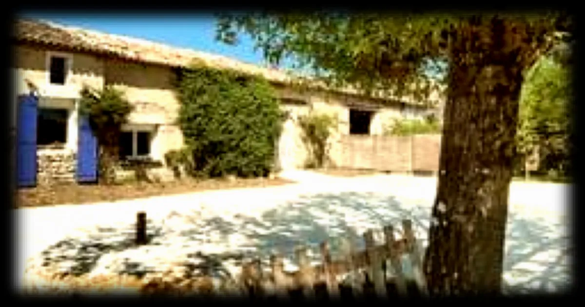 Une ferme en Dordogne devient une colocation pour seniors : une aventure de convivialité et de nature