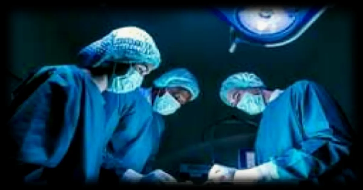 Une tante parcourt 6 000 km pour sauver sa nièce après le refus de greffe du NHS