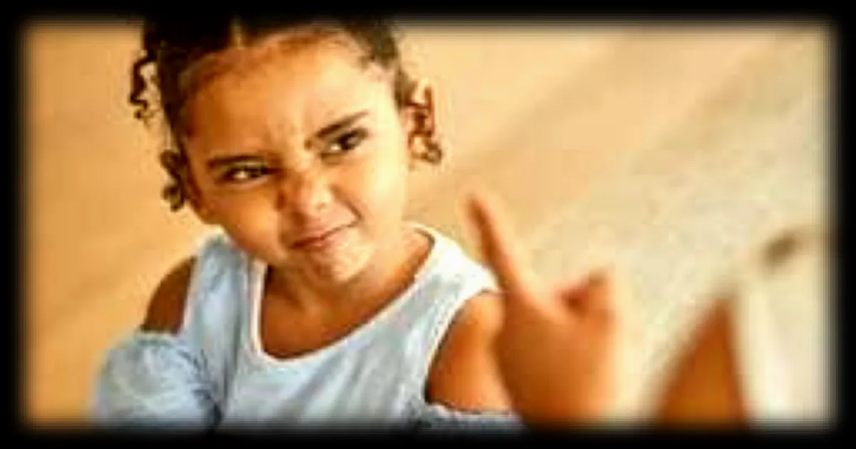 Une tendance TikTok controversée : l’appel fictif à une « police des enfants » questionne les experts en éducation