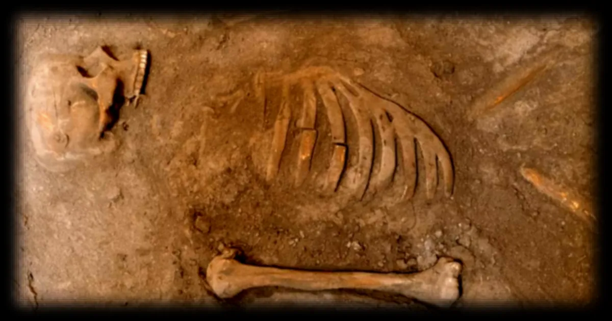 Une tombe étrusque intacte de 2 600 ans découverte en Italie : un trésor archéologique préservé