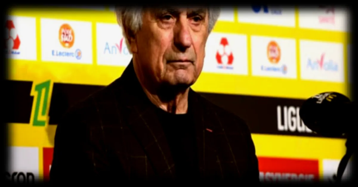 Vahid Halilhodžić encense le PSG avant leur match en retard de Ligue 1