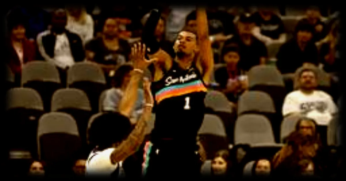 Victor Wembanyama parmi les 5 joueurs de la NBA dont les maillots se vendent le mieux cette saison