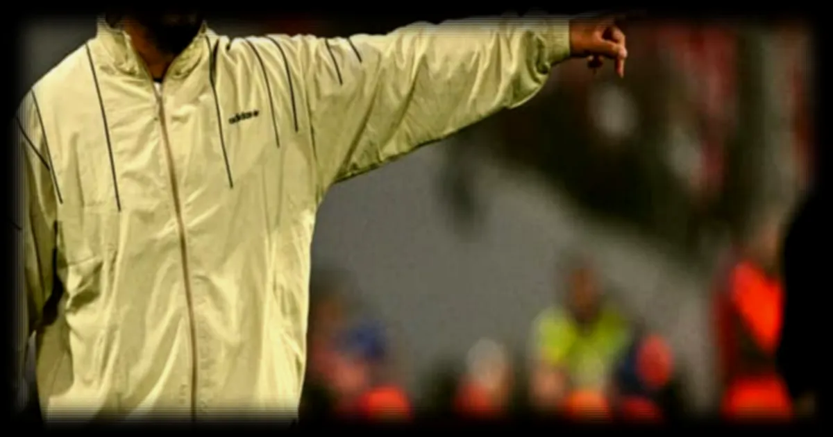 Vincent Kompany, l'entraîneur du Bayern Munich, révolutionne le style classique des coaches de football