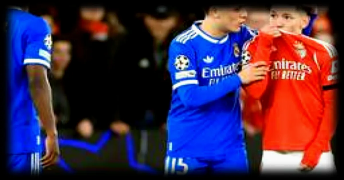 Wesley Sneijder victime de menaces de mort après avoir défendu Vinicius Jr