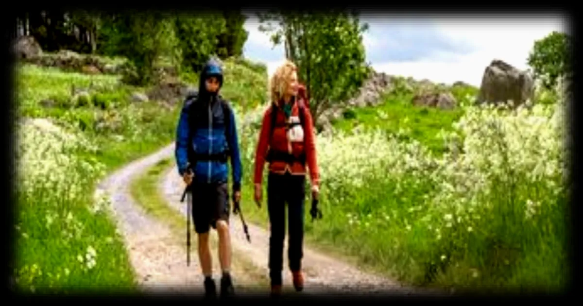 Yann Samuell filme 'Compostelle' : l'histoire d'une marche salvatrice pour un adolescent en quête de rédemption