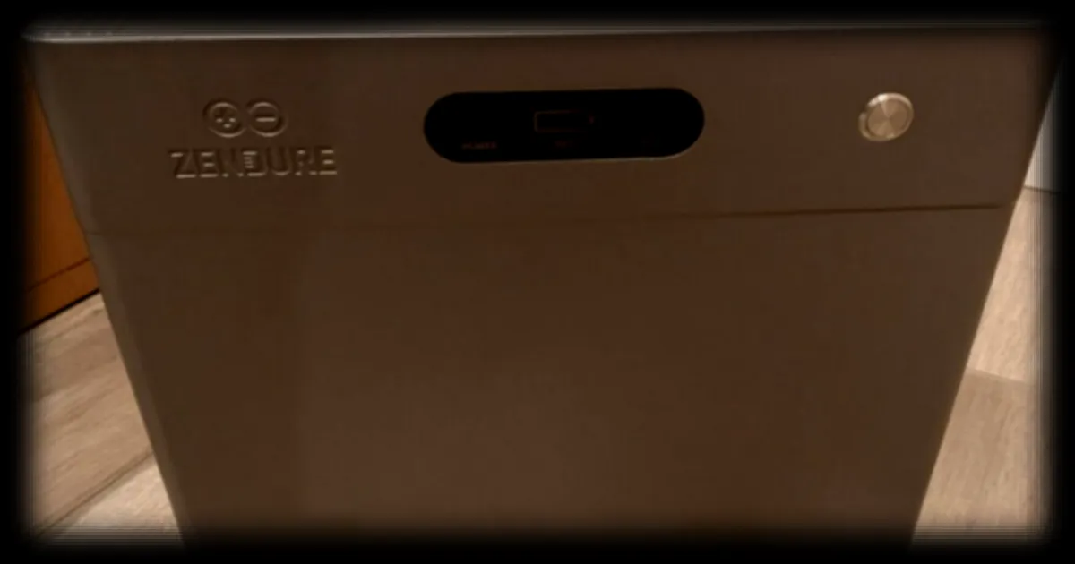 Zendure SolarFlow 2400 AC+ : une solution de stockage solaire intelligente pour optimiser sa consommation