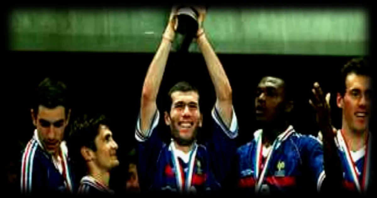 Zinédine Zidane : les dix moments qui ont marqué son épopée en bleu