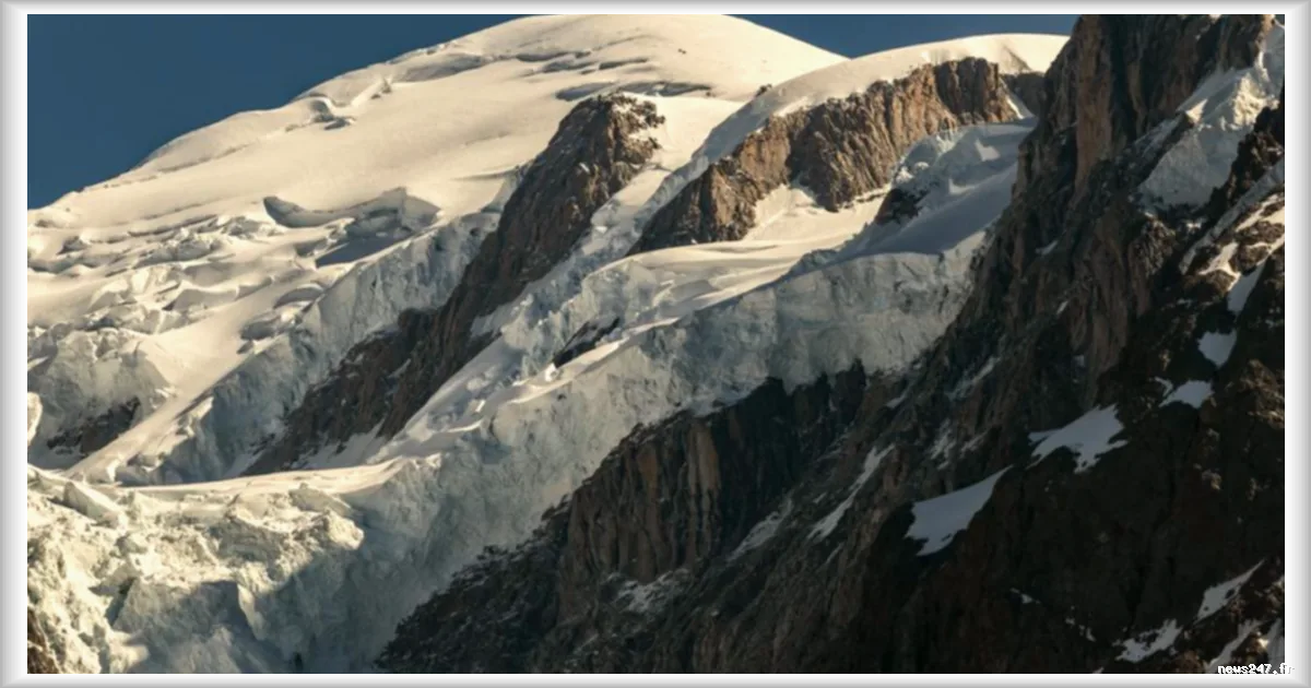 Tragedie dans le massif du Mont-Blanc : deux alpinistes tchèques tués par des chutes de pierres