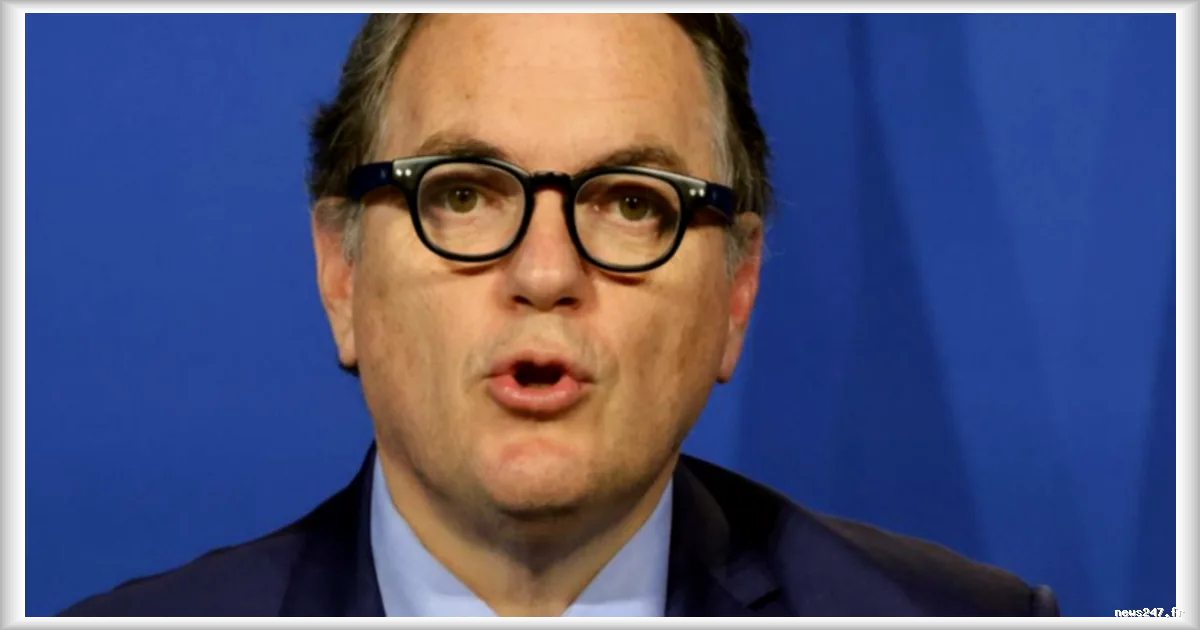 Transporteurs routiers : le gouvernement débloque 50 millions d’euros et promet les premières aides « dès la fin de la semaine prochaine »