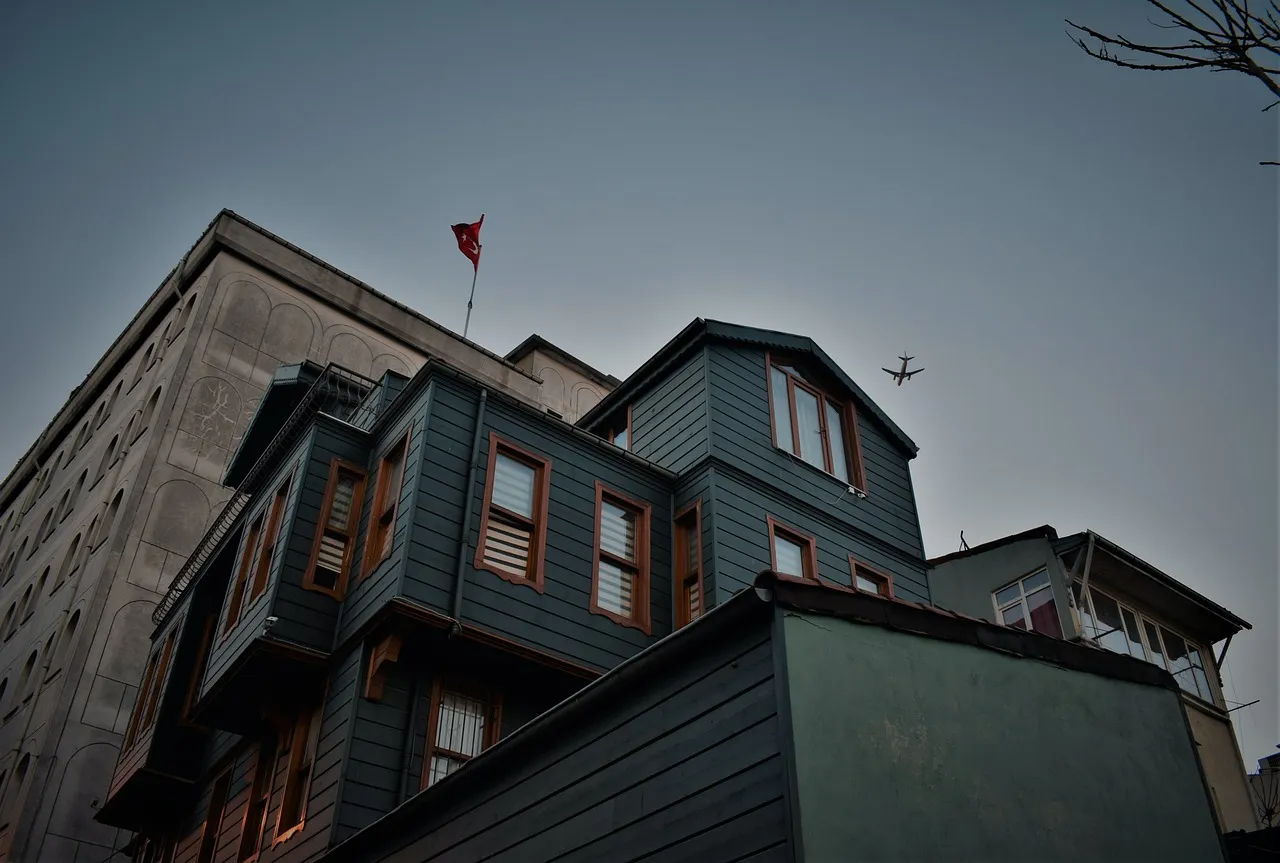 Un agent municipal de Roubaix utilisait des douches municipales pour obtenir des faveurs sexuelles de femmes sans domicile fixe