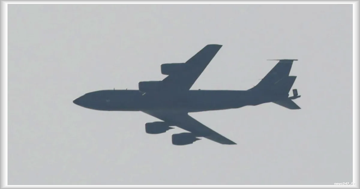 Un avion ravitailleur américain KC-135 s'écrase en Irak