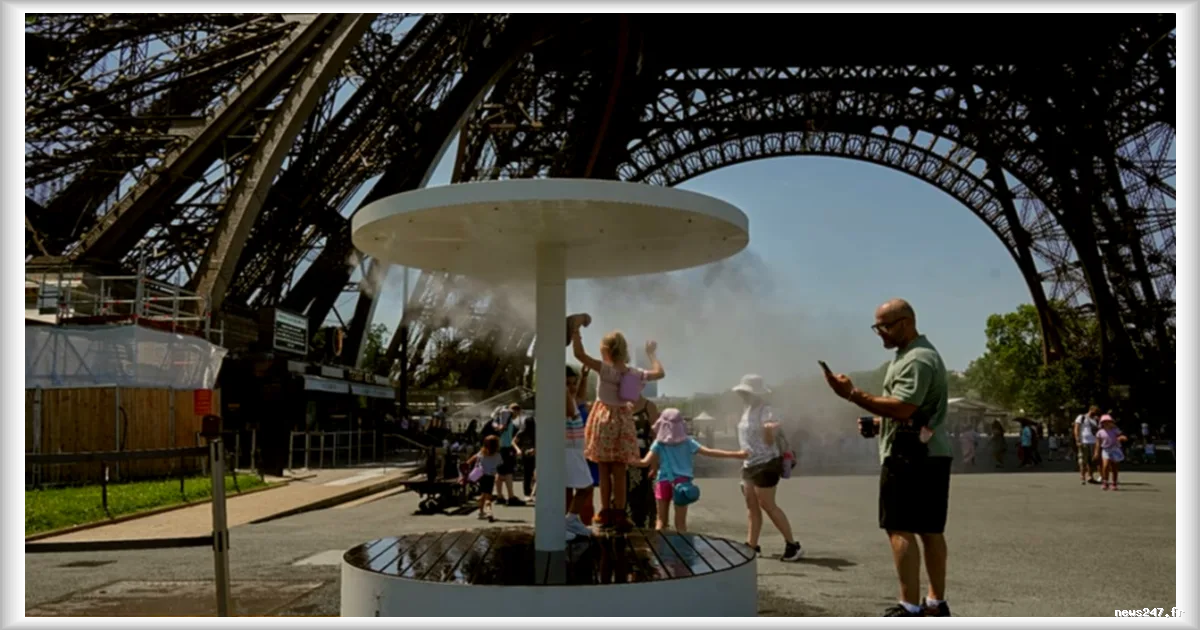 Vague de chaleur : la tour Eiffel et le Louvre ferment plus tôt, des touristes déçus
