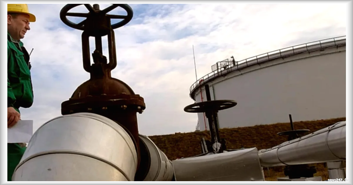 Volodymyr Zelensky annonce la reparation imminente de l'oleoduc Droujba pour assurer le transit du petrole russe vers l'Europe